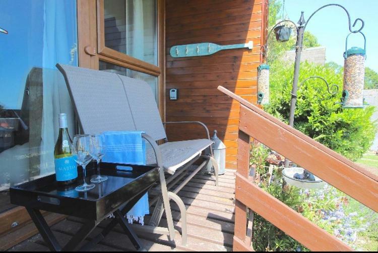 Clifftop Chalet With Pool Deal Ngoại thất bức ảnh